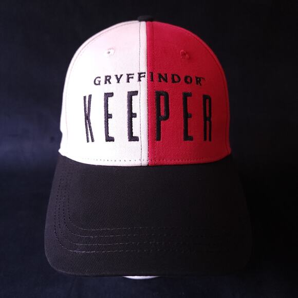 Wizarding World of Harry Potter Universal Studios Red Gryffindor Keeper Hat Cap - Picture 1 of 10